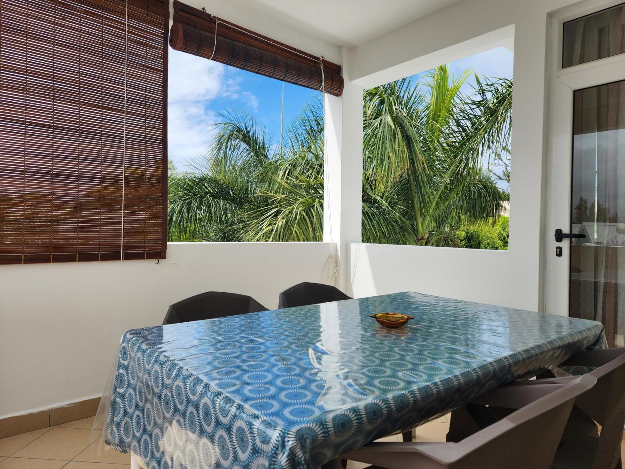La Perla Holiday Apartments Pereybere Beach Номер фото