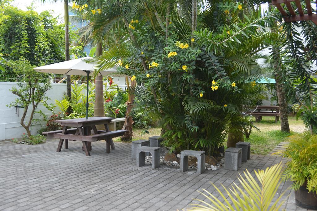 La Perla Holiday Apartments Pereybere Beach Екстер'єр фото